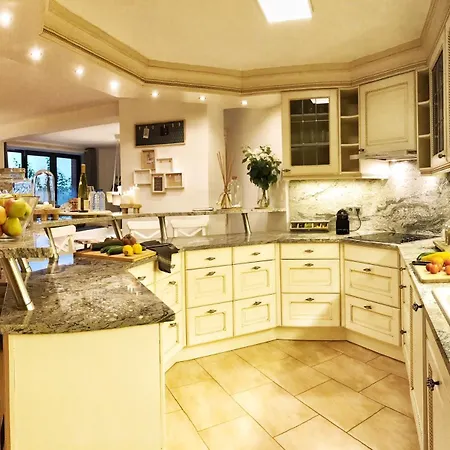 Millesime Clim & Confort Apartment *